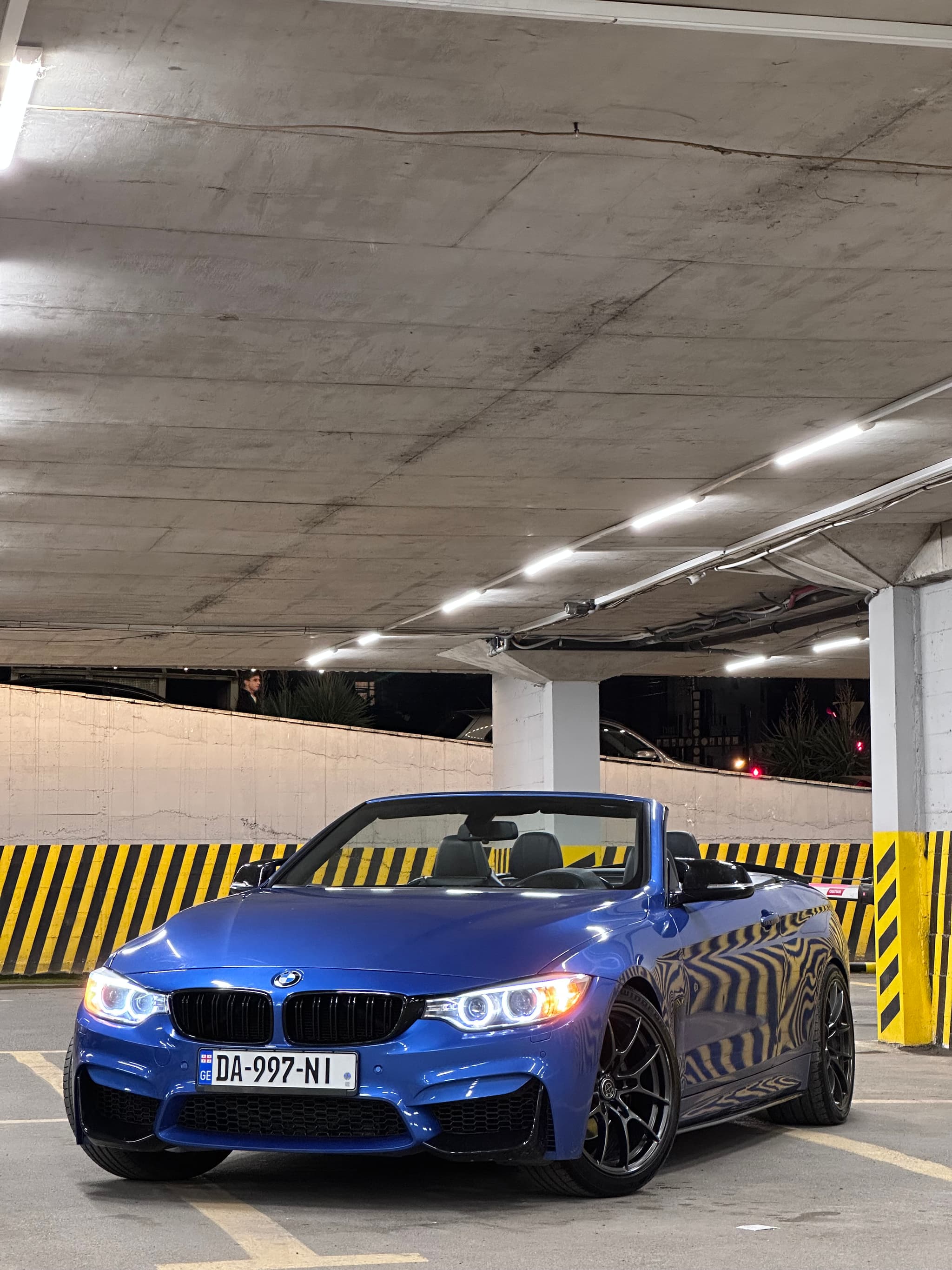 Rent BMW 428
