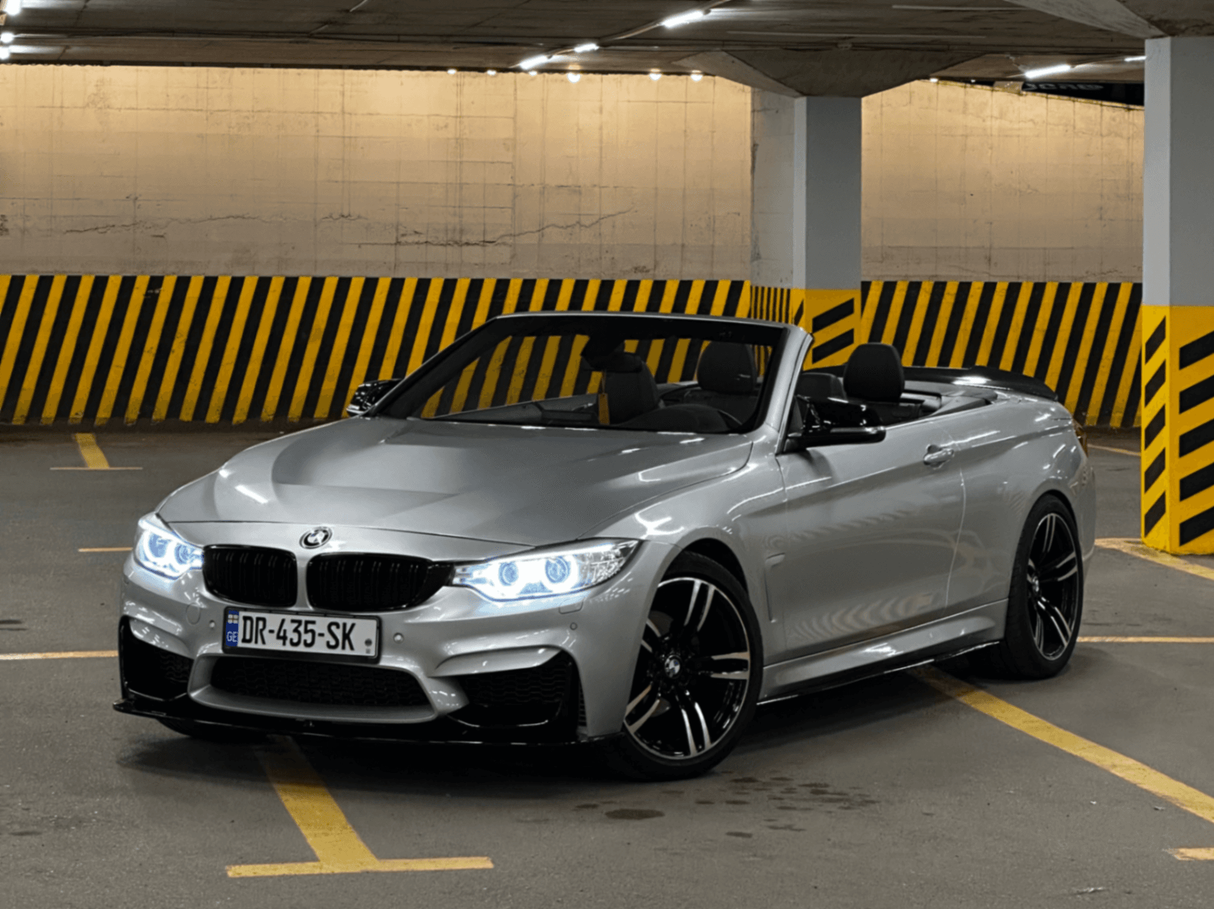 Rent BMW 428