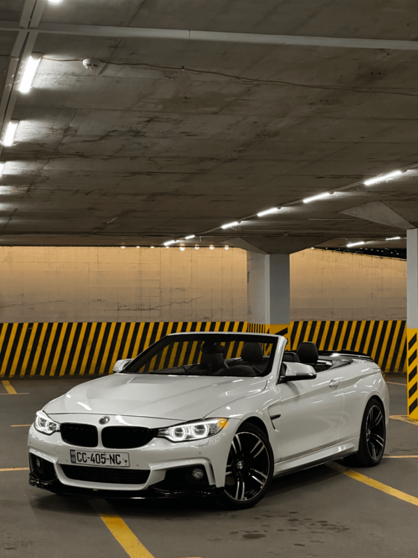Rent BMW 428