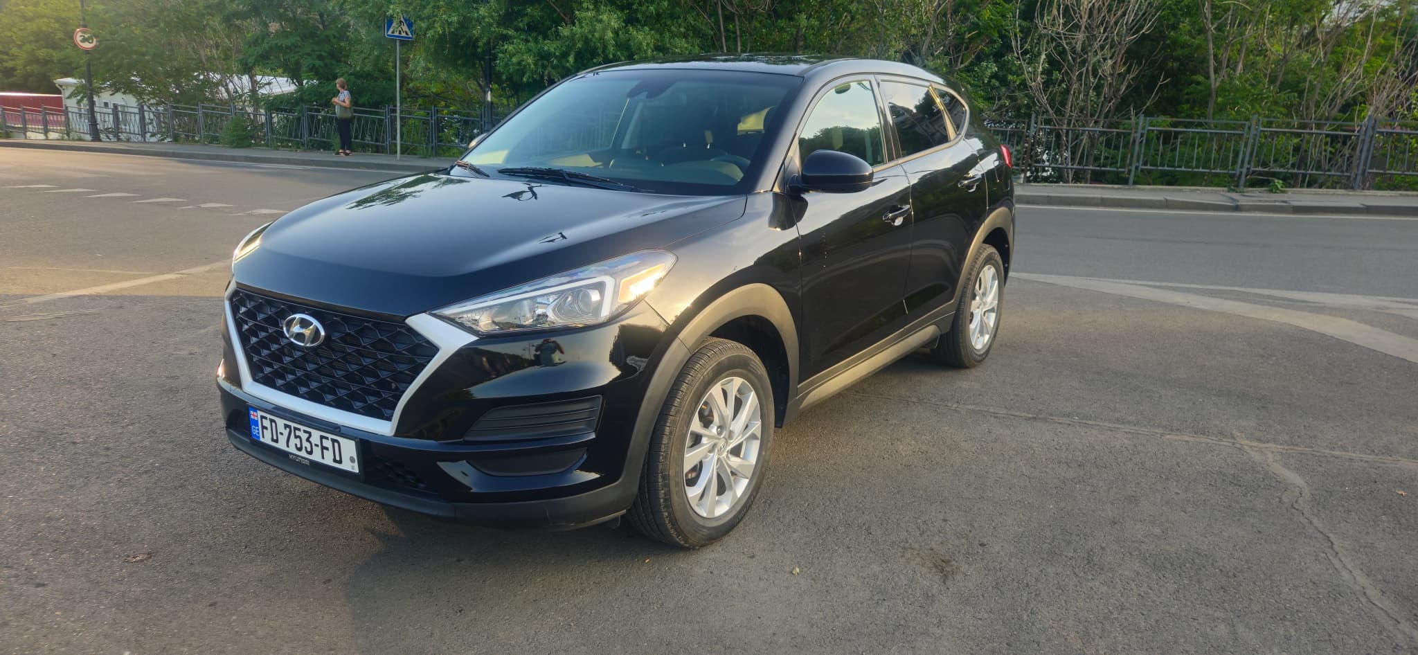 Rent HYUNDAI TUCSON
