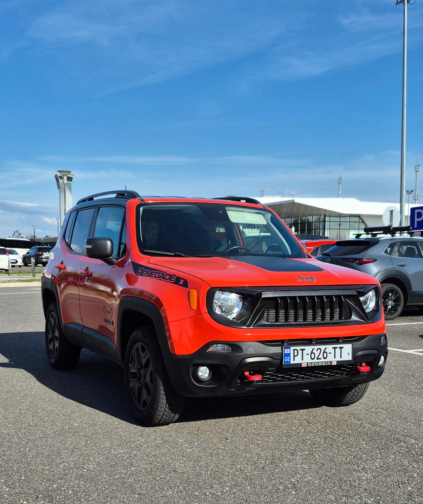Rent JEEP RENEGADE