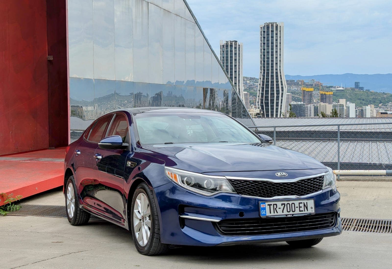 Rent KIA K5