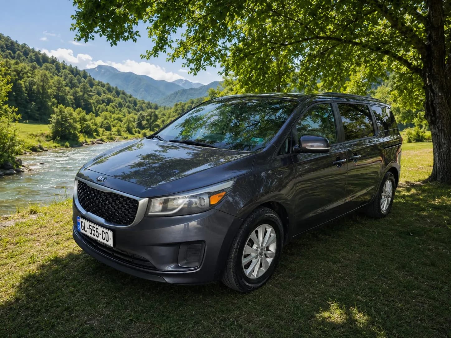 Rent KIA SEDONA 8-SEATER VAN