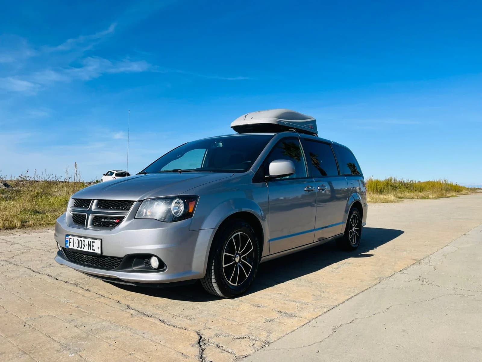 Rent DODGE GRAND CARAVAN (7 SEATER)