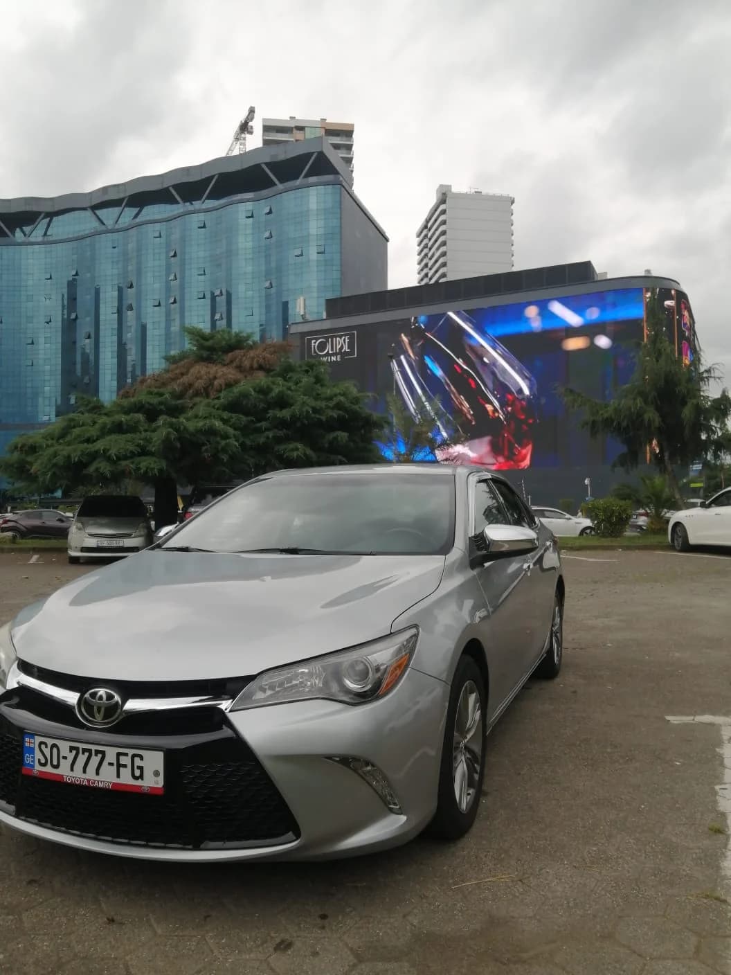 Rent TOYOTA CAMRY
